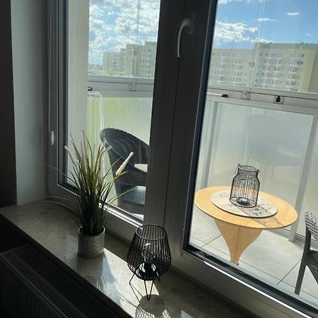 Apartament Metro Sluzew Varsóvia Exterior foto